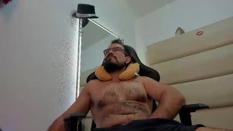 sebastian   muscleman  daddy   the better  latin  lover   online show from November 19, 12:16 pm