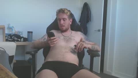 Snapshot of sceptixx chatting on January 16, 6:56 am sceptixx online show from January 16, 6:56 am