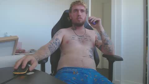 Snapshot of sceptixx chatting on January 24, 7:19 am sceptixx online show from January 24, 7:19 am