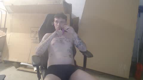 Snapshot of sceptixx chatting on October 3, 11:04 am sceptixx online show from October 3, 11:04 am