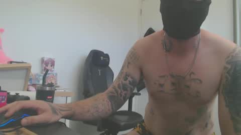 Snapshot of sceptixx chatting on December 27, 2:14 am sceptixx online show from December 27, 2:14 am