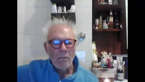 schizzodoro online show from October 4, 4:06 am