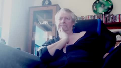 Thomas online show from February 17, 9:24 am