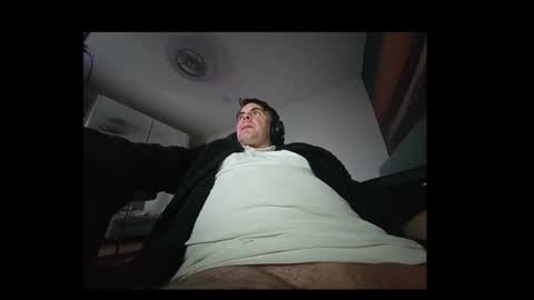 schosch01 online show from September 25, 4:06 pm