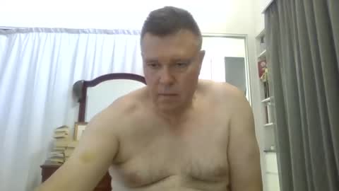 Snapshot of scoobs71 chatting on January 12, 4:42 am Scoobs online show from January 12, 4:42 am