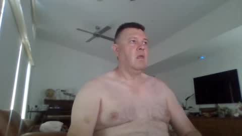 Snapshot of scoobs71 chatting on January 13, 5:12 am Scoobs online show from January 13, 5:12 am