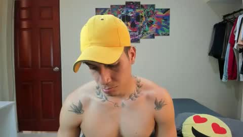 Daniel martinez - Independent model online show from October 28, 6:32 pm