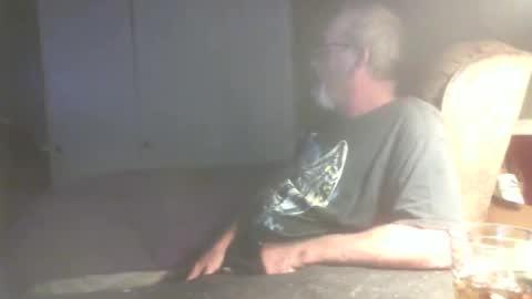 Snapshot of scotsman_62 chatting on October 27, 4:26 am scotsman_62 online show from October 27, 4:26 am