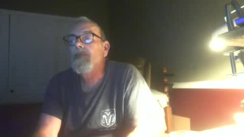 Snapshot of scotsman_62 chatting on October 10, 5:45 am scotsman_62 online show from October 10, 5:45 am