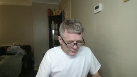 James online show from October 21, 9:50 pm