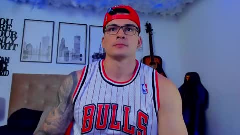 Sean Carrera online show from June 3, 8:36 pm