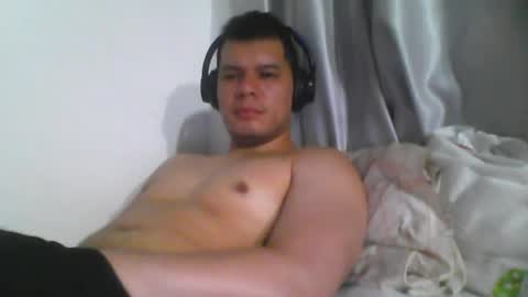 seb5759 online show from June 4, 6:52 am