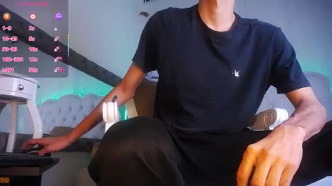 sebalexis7 online show from December 3, 3:23 am