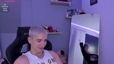 Sebastin online show from January 29, 1:58 am