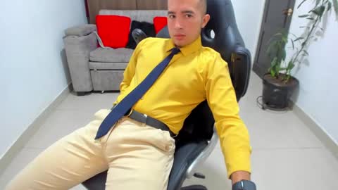 Snapshot of sebastian_oconnor77 chatting on January 11, 4:14 pm juan sebastian online show from January 11, 4:14 pm