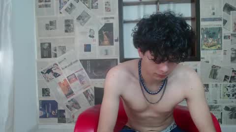 sebastian_rougue online show from April 18, 9:04 pm
