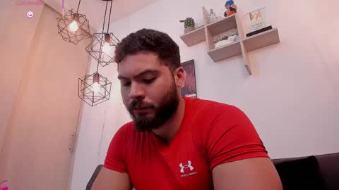 Snapshot of sebastianvilla__ chatting on September 19, 10:20 pm Instagram jeanpaulfit online show from September 19, 10:20 pm