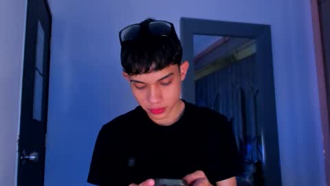 Sebastian online show from March 7, 9:34 pm