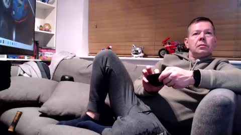 BJ online show from February 17, 10:36 pm