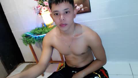 Max online show from May 22, 5:34 am