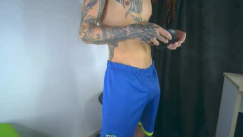 sem_alas online show from February 25, 12:33 am