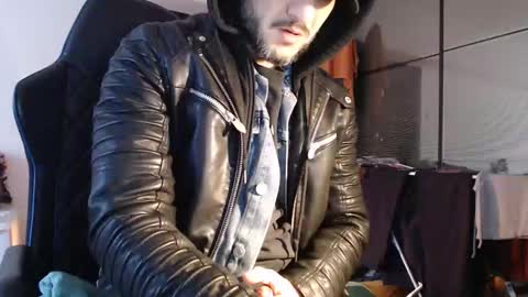 senorneby online show from March 2, 6:25 am