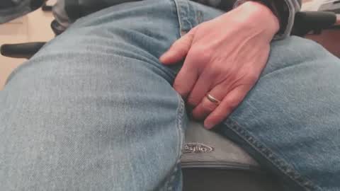 Snapshot of sensualgent69 chatting on January 3, 6:24 pm sensual online show from January 3, 6:24 pm