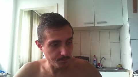 Snapshot of serhio27 chatting on October 21, 7:33 am meta23meta online show from October 21, 7:33 am