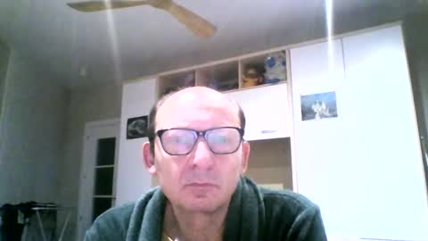 Snapshot of serrano49 chatting on January 22, 5:05 am serrano49 online show from January 22, 5:05 am