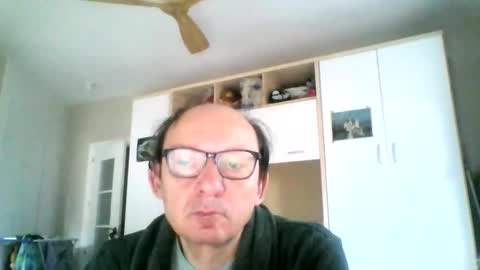 Snapshot of serrano49 chatting on December 13, 9:25 am serrano49 online show from December 13, 9:25 am
