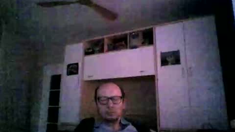 Snapshot of serrano49 chatting on October 1, 6:17 am serrano49 online show from October 1, 6:17 am