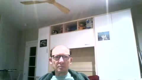 Snapshot of serrano49 chatting on February 5, 2:19 am serrano49 online show from February 5, 2:19 am