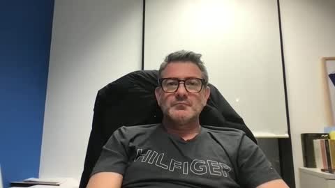 sesamechris92 online show from February 19, 6:15 pm