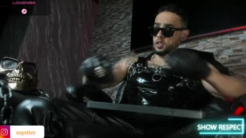 seth_0wner online show from April 8, 1:17 am