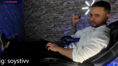 seth_0wner online show from February 18, 2:10 am