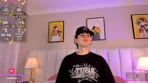 Sett and Gwen online show from April 7, 5:07 am