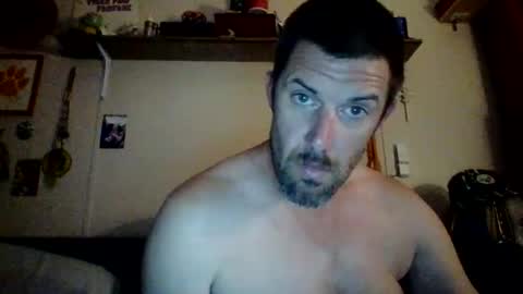 Snapshot of seveninch4 chatting on October 17, 11:09 pm seveninch4 online show from October 17, 11:09 pm