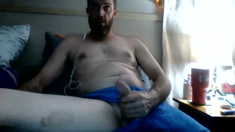 Snapshot of seveninch4 chatting on December 30, 12:32 am seveninch4 online show from December 30, 12:32 am