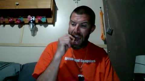 Snapshot of seveninch4 chatting on February 28, 11:56 pm seveninch4 online show from February 28, 11:56 pm