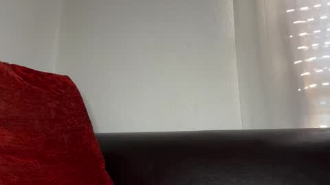 Lucenzo  online show from January 7, 12:10 pm