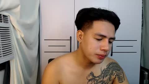 HI I AM JAMESPLEASE LET ME DO SOME HOT SHOWS FOR YOU HERE FOR MY  SCHOOL AND FOR MY FAMILY online show from November 6, 4:04 am