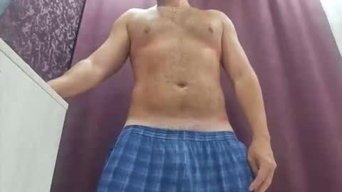 Snapshot of sexmajorik chatting on October 11, 5:39 pm Man 4 sex online show from October 11, 5:39 pm