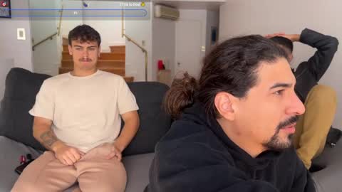 Andrea and Anna online show from April 11, 1:36 pm