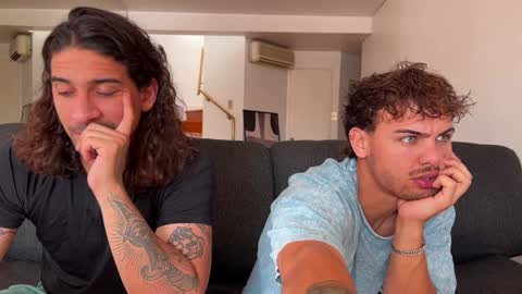 Andrea and Anna online show from February 11, 4:45 pm