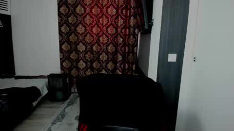 Sexxymuscles4U online show from November 24, 9:10 am