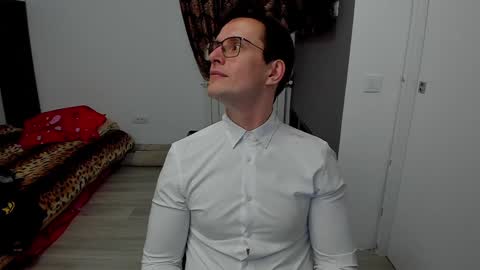 Sexxymuscles4U online show from January 28, 6:28 pm