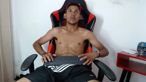 Snapshot of sexy_latin_cum chatting on October 15, 2:02 pm sexy_latin_cum online show from October 15, 2:02 pm