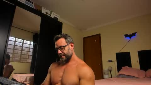 chris online show from December 14, 4:58 pm