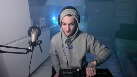 Snapshot of sexykolya chatting on February 22, 11:32 pm Kolya online show from February 22, 11:32 pm