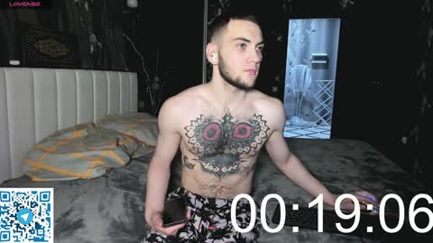 Snapshot of sexykolya chatting on December 8, 8:15 pm Kolya online show from December 8, 8:15 pm